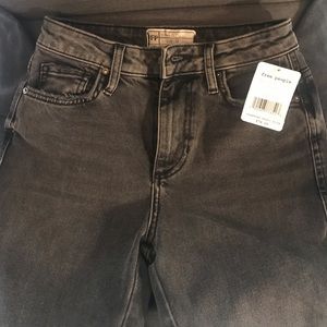 NEW! Free People Girlfriend High Waisted Jeans